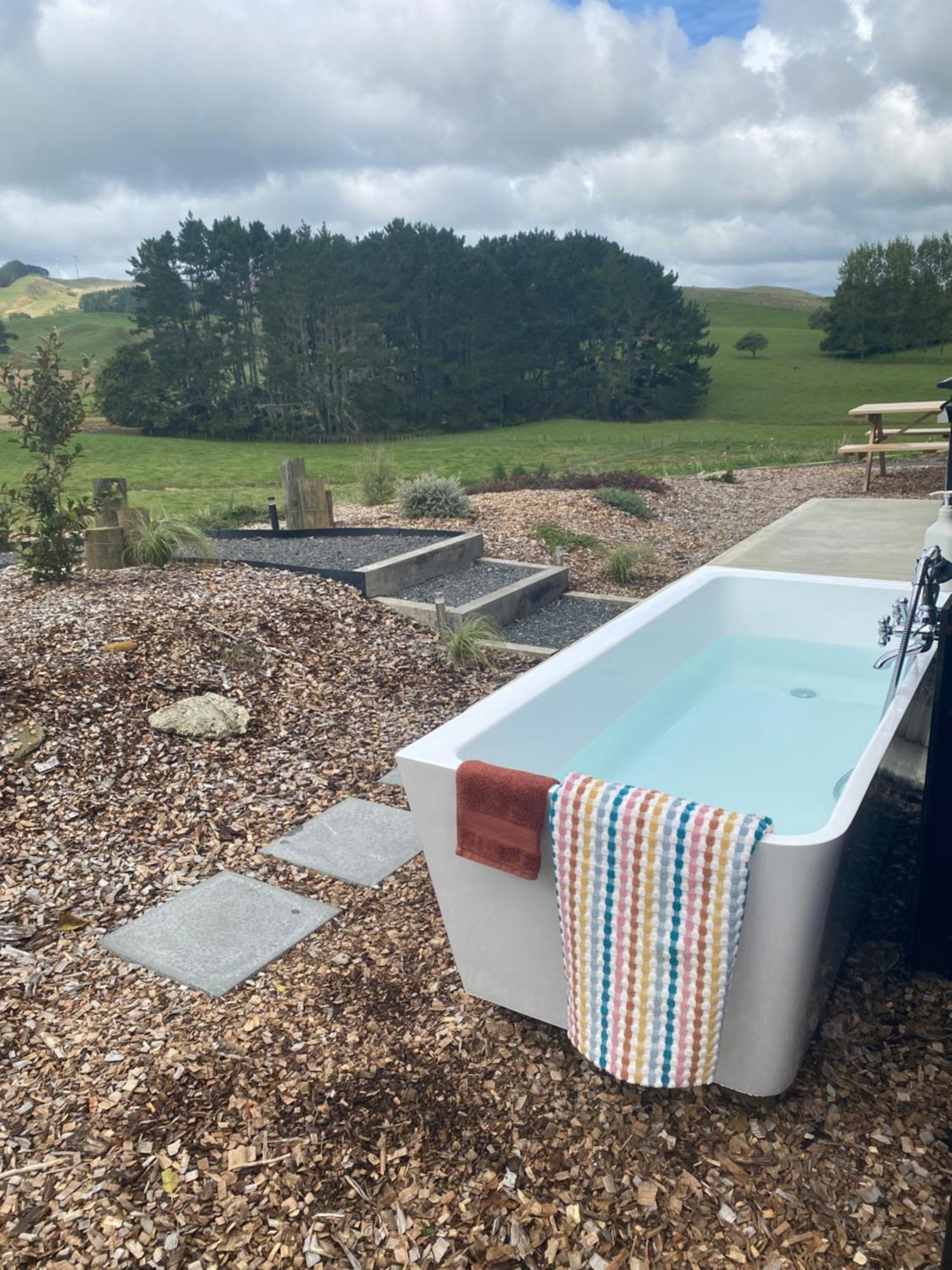 Soul Shack, With Outdoor Bath Villa Raglan Exterior photo